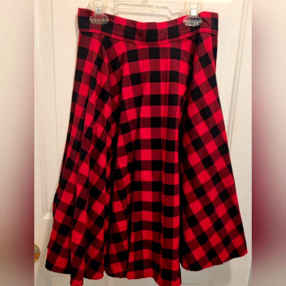 Heart Of Haute Size 2 Buffalo Plaid Circle Skirt